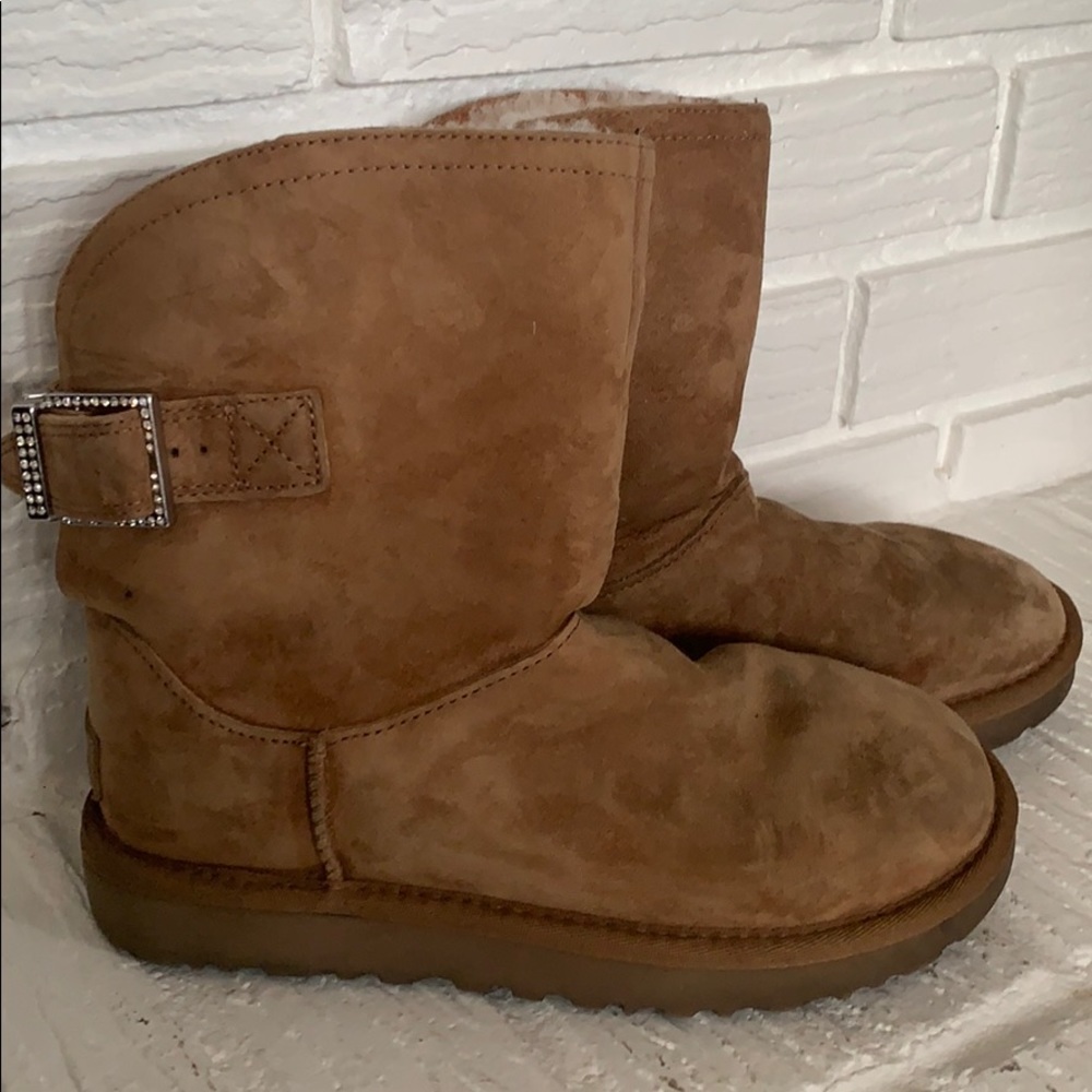 UGG boots sz 5 with rhinestone buckle